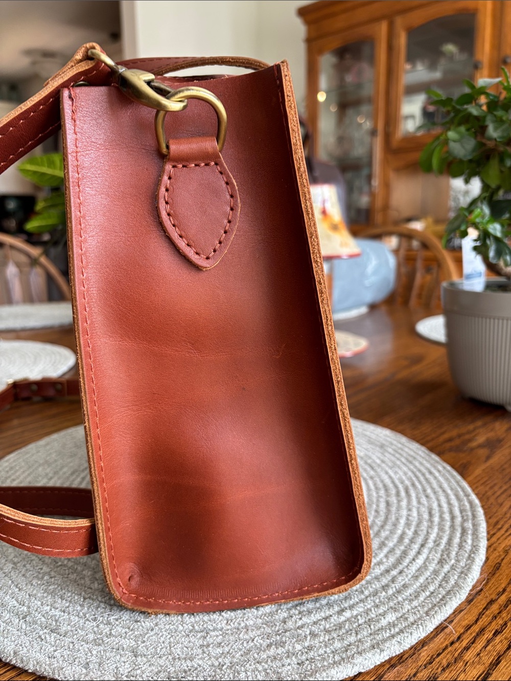 PLG Lola crossbody - Picture 3 of 9